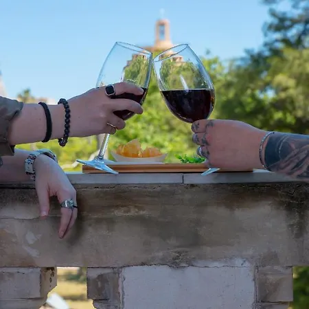 Anime Nocleg ze śniadaniem 4*