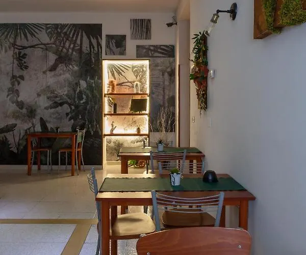 Bed & Breakfast Anime 4*