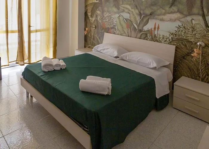 Bed & Breakfast Anime 4*